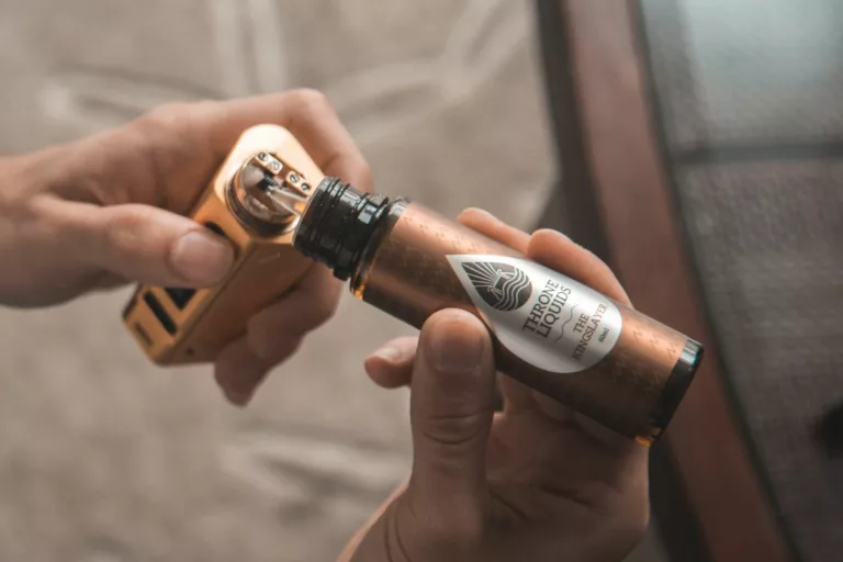 8 best tobacco flavored vape juices for 2023: nicotine free ones included