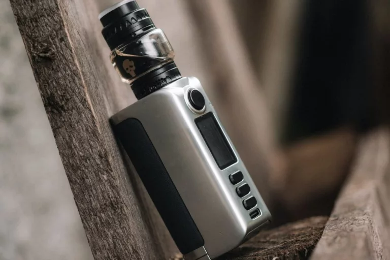 Best sub ohm vape tanks for flavor and clouds in 2023