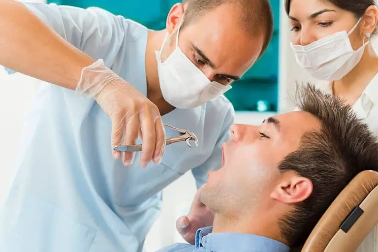 Vaping after tooth extraction: tips and precautions
