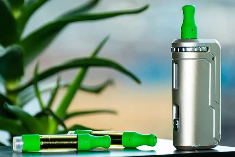 Pods vs cartridges: which one is better for vaping?