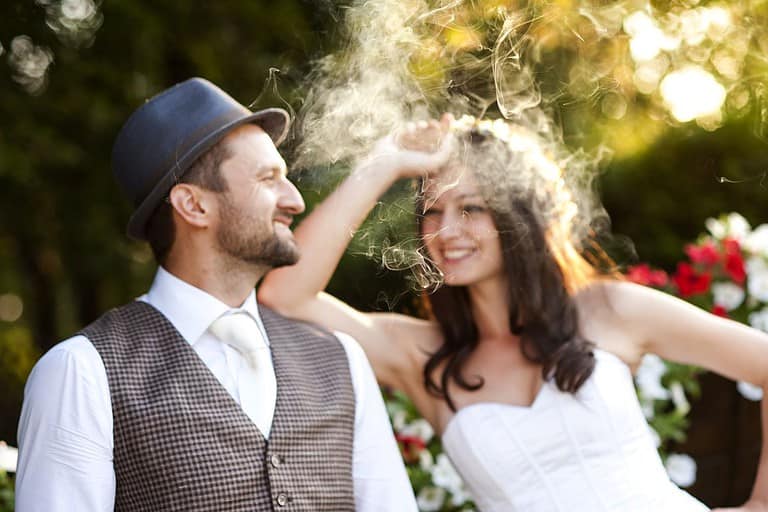 Vaping wedding photos: capturing unforgettable moments with style