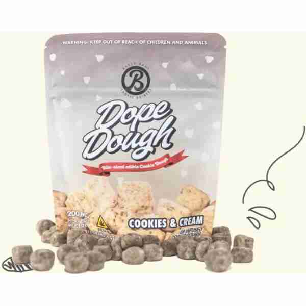baked bags dope dough d9 edibles 200mg 40pc cookies and cream.